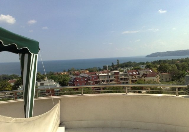 Apartments - Breeze - 02