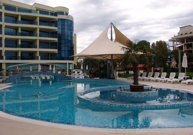 Комплекс-Marina-Club-Holiday-01