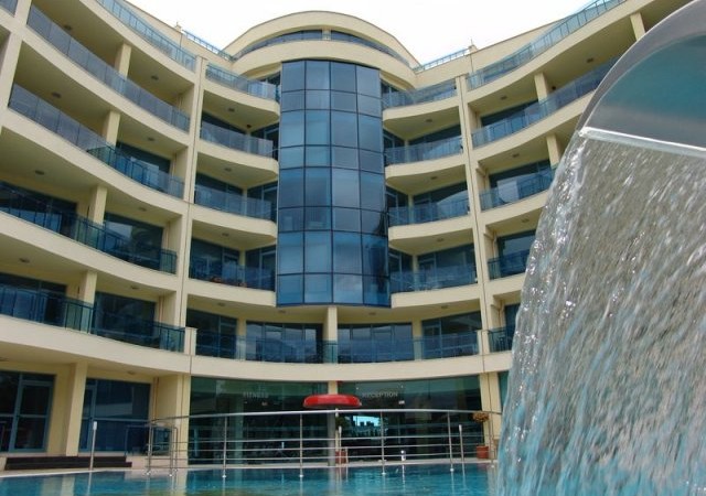 Комплекс-Marina-Club-Holiday-03