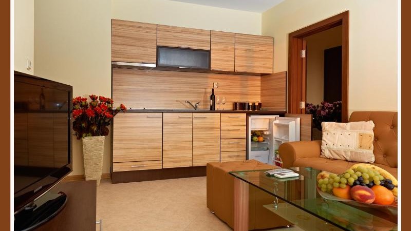 Квартиры в комплексе Stanny Court в 200 м от пляжа в городе Несебр, Болгария