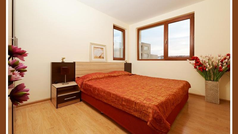 Квартиры в комплексе Stanny Court в 200 м от пляжа в городе Несебр, Болгария